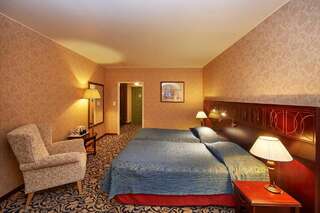 Отель Scandic Imatran Valtionhotelli Иматра Улучшенный двухместный номер с 2 отдельными кроватями — в здании замка-2
